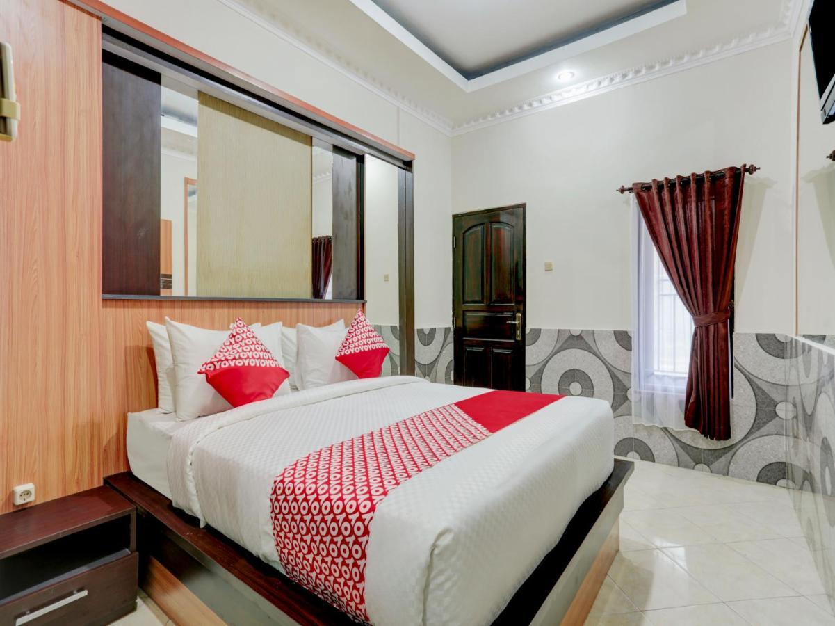 Oyo 90131 Liberty Guest House Sempidi 외부 사진