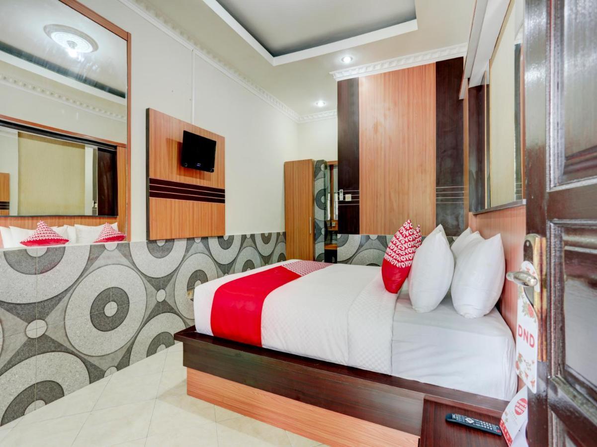 Oyo 90131 Liberty Guest House Sempidi 외부 사진