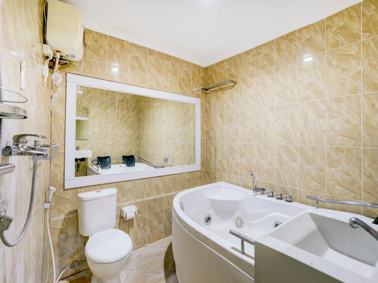 Oyo 90131 Liberty Guest House Sempidi 외부 사진