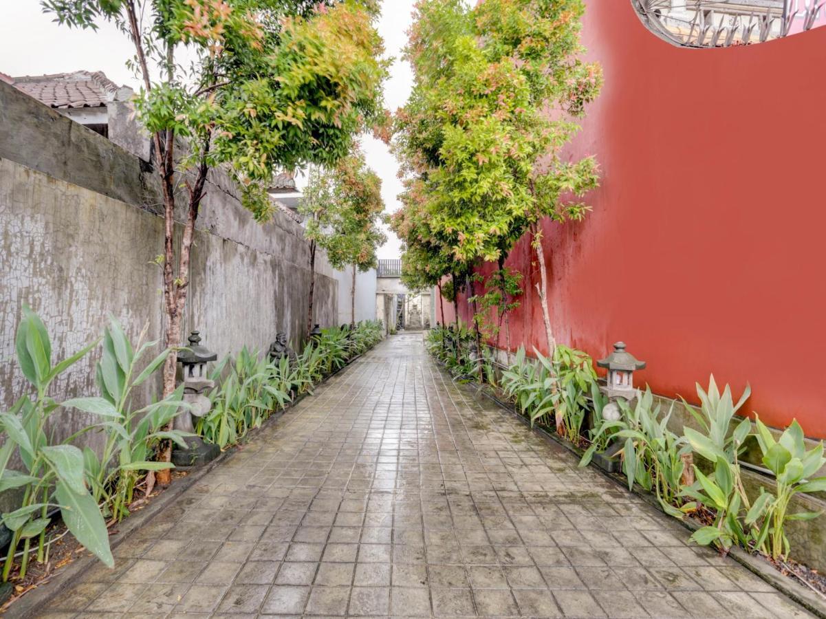 Oyo 90131 Liberty Guest House Sempidi 외부 사진