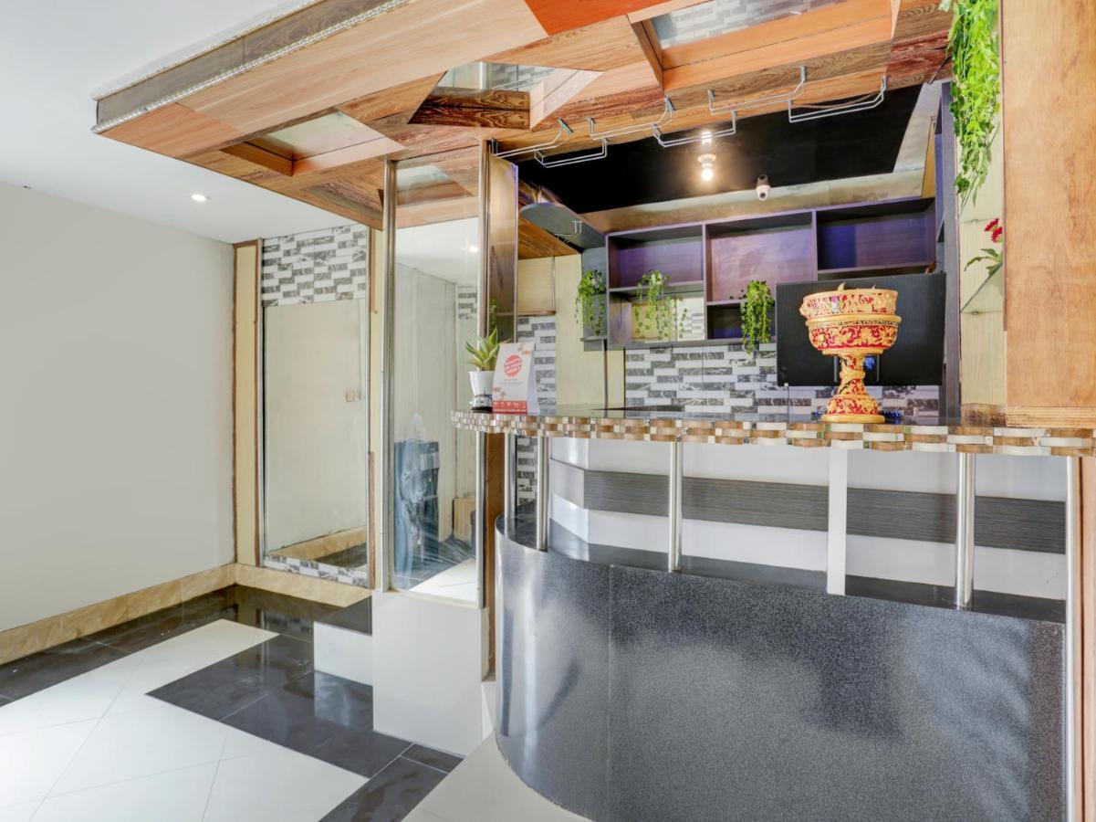 Oyo 90131 Liberty Guest House Sempidi 외부 사진